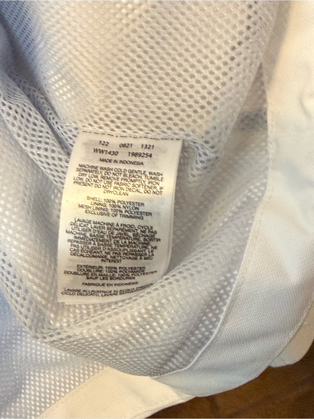 Columbia White and Cream Rain Jacket - Picture 7 of 7